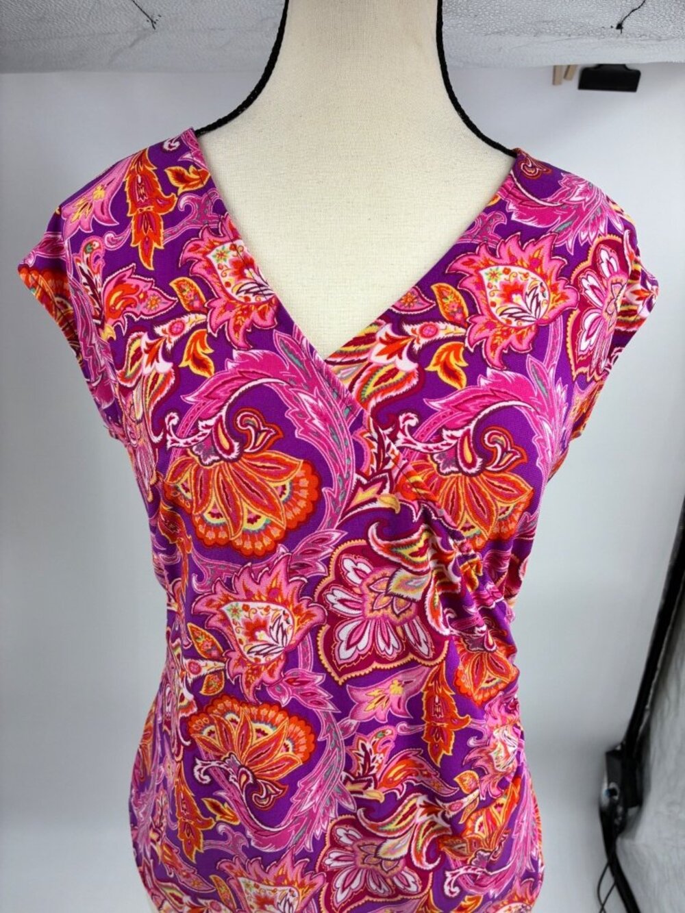 Chaps Womens PL Petite Purple Pink Orange Paisley V-Neck Ruched Wrap Knit Top - Picture 3 of 7
